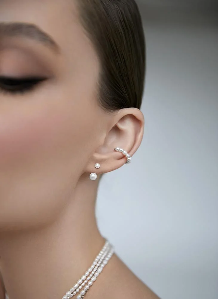 مومنت أقراط مومنت