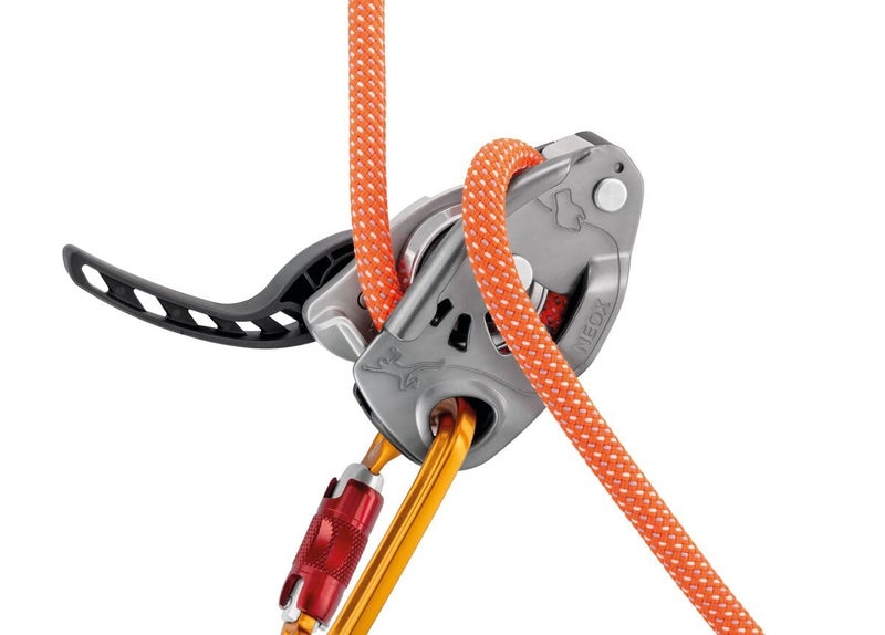 PETZL NEOX Belay Device with cam-Assisted Blocking, Optimized for Lead Climbing, Light Gray - Image 4