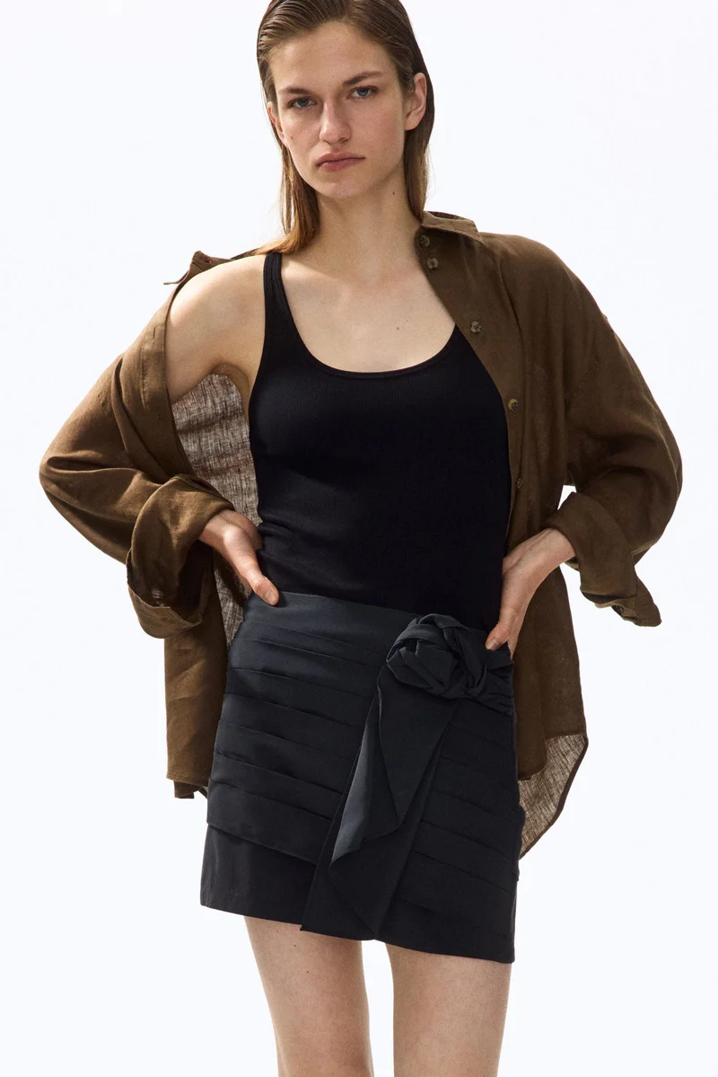 H&M Appliquéd mini skirt