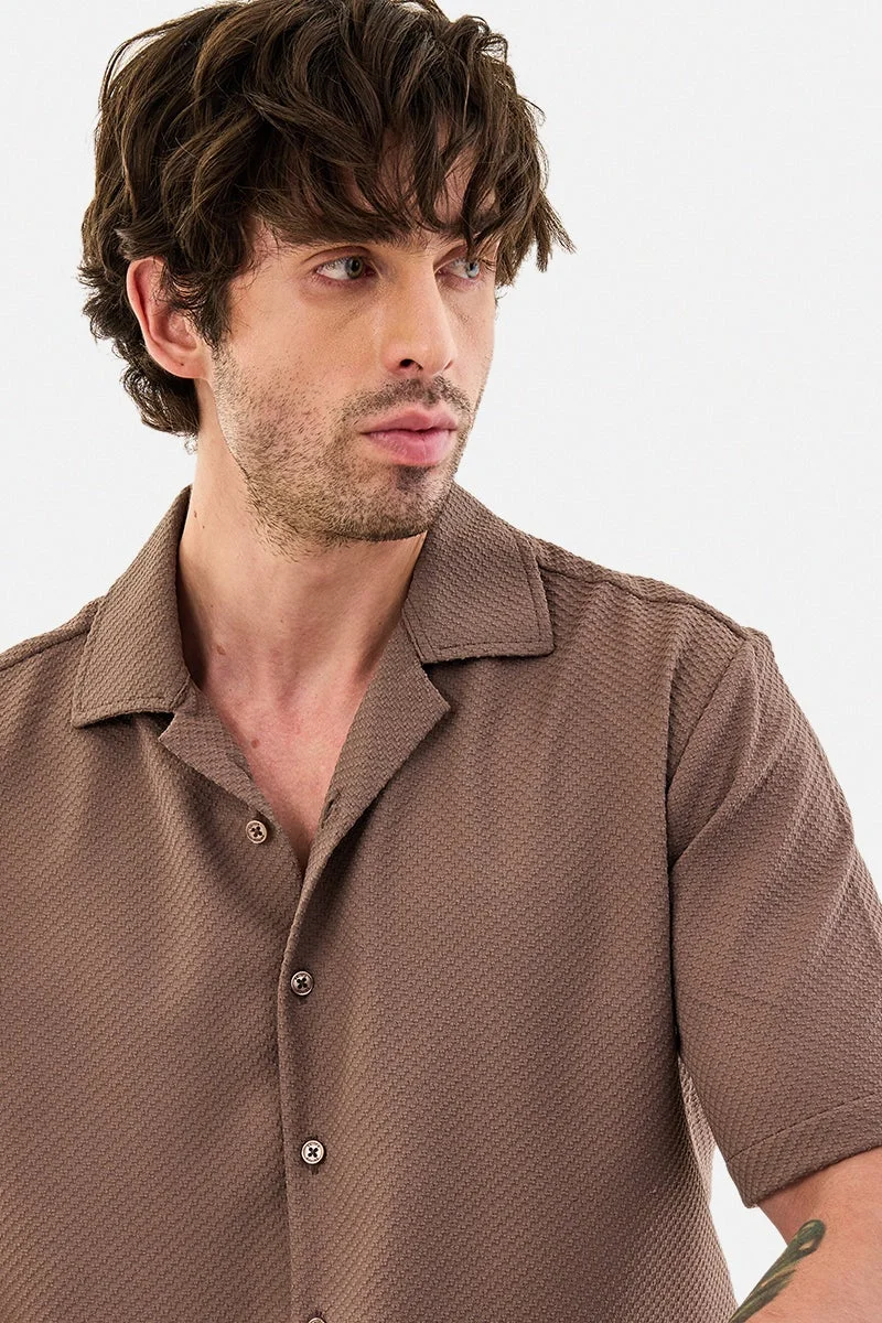 سنيتش قميص مطاطي بقصة صندوقية مزخرفة