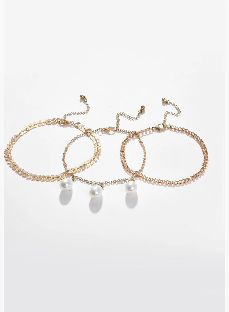 SOHI Gold Plated Pearl Anklet