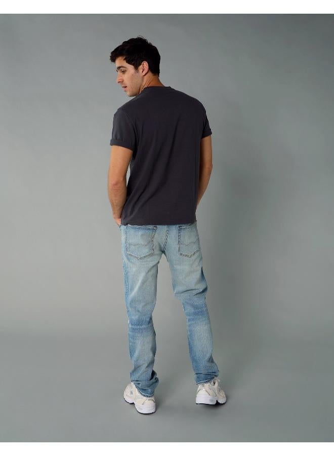 American Eagle AE Elevated Logo Graphic T-Shirt - Image 4