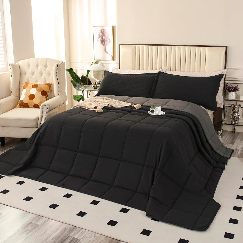 SOULOOOE Oversized California King Comforter Set 120x120 Extra Large King Size Quilts 3 Pieces Lightweight Reversible Down Alternative Comforter for All Season with 8 Corner Tabs