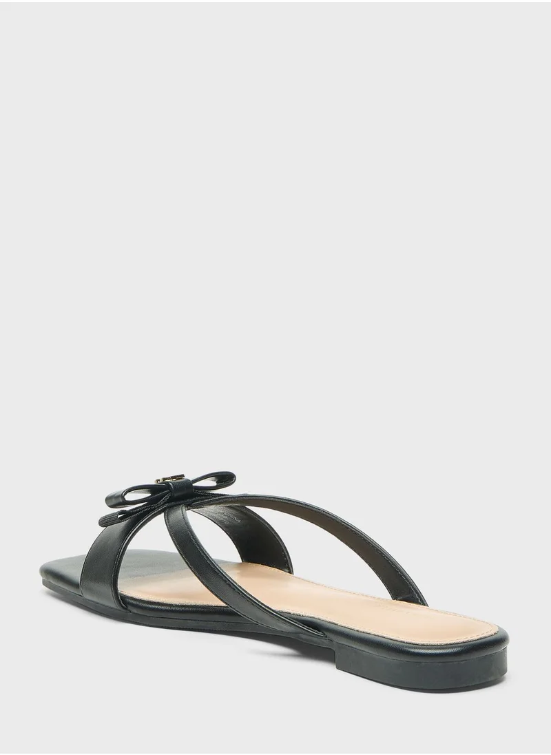 شو اكسبرس Multi Strap Flat Sandals