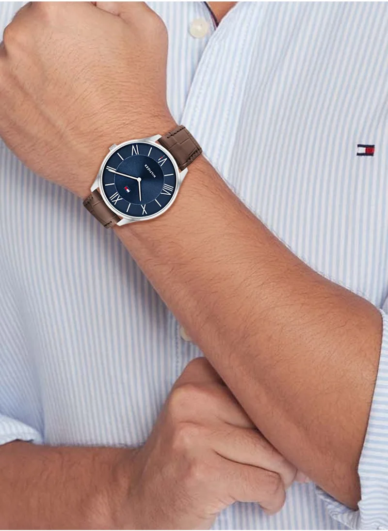 TOMMY HILFIGER Becker Leather Strap Watch