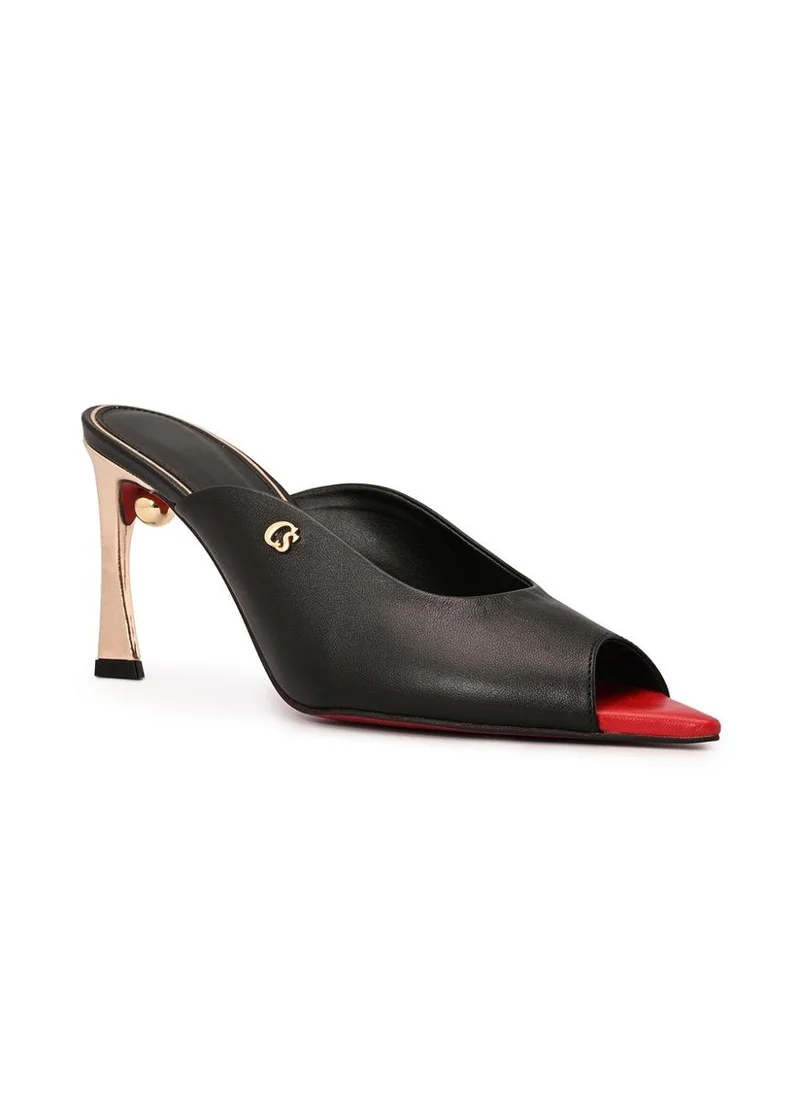 Black Leaf Toe and Comma Heel Mule