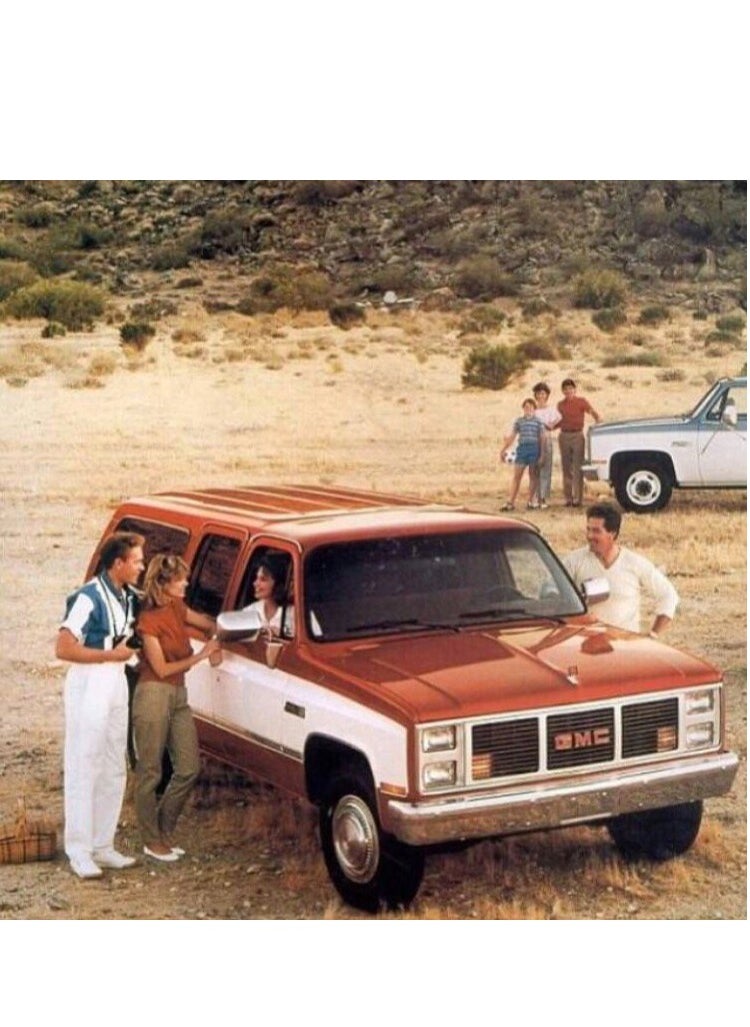 Rally Rare classic GMC car game Experience off-road and family adventures  - Image 1