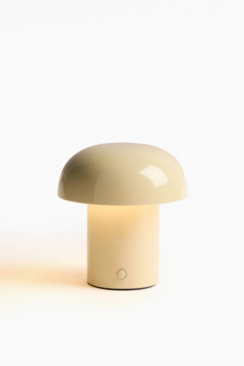 اتش اند ام مصباح طاولة قابل للشحن