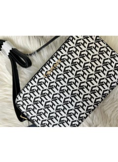 Tommy Hilfiger Plus Tommy Hilfiger Melissa II Camera Women Cross Body  - Image 2