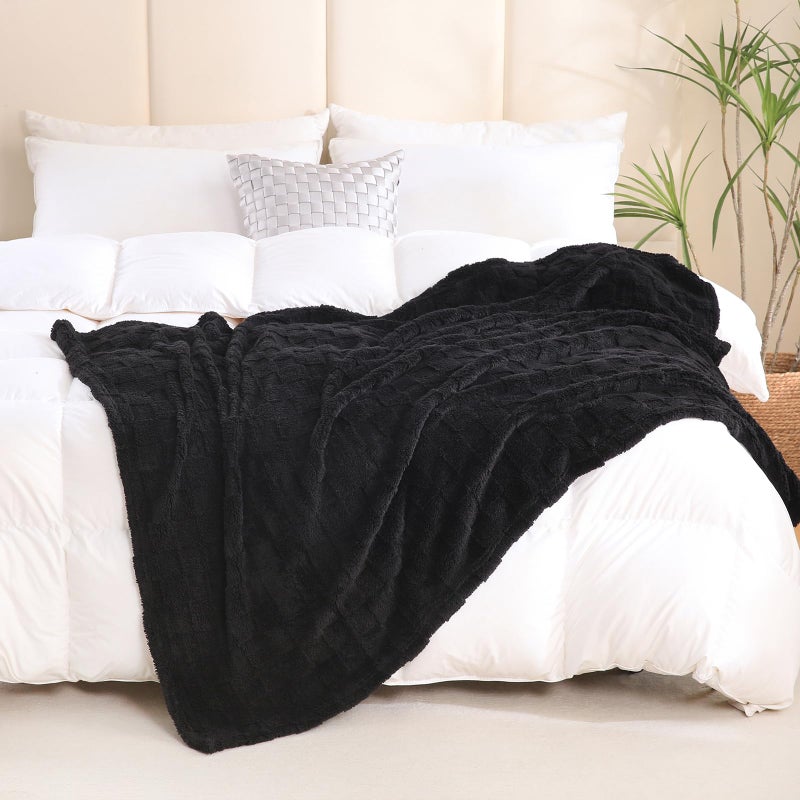 Linecooo Black Fleece Throw Blanket 50  60  for Couch Sofa Bed Super Soft Cozy Plush Microfiber Flannel Blanket with 3D Checkered Design Lightweight for Adults Woman Girls - Image 5