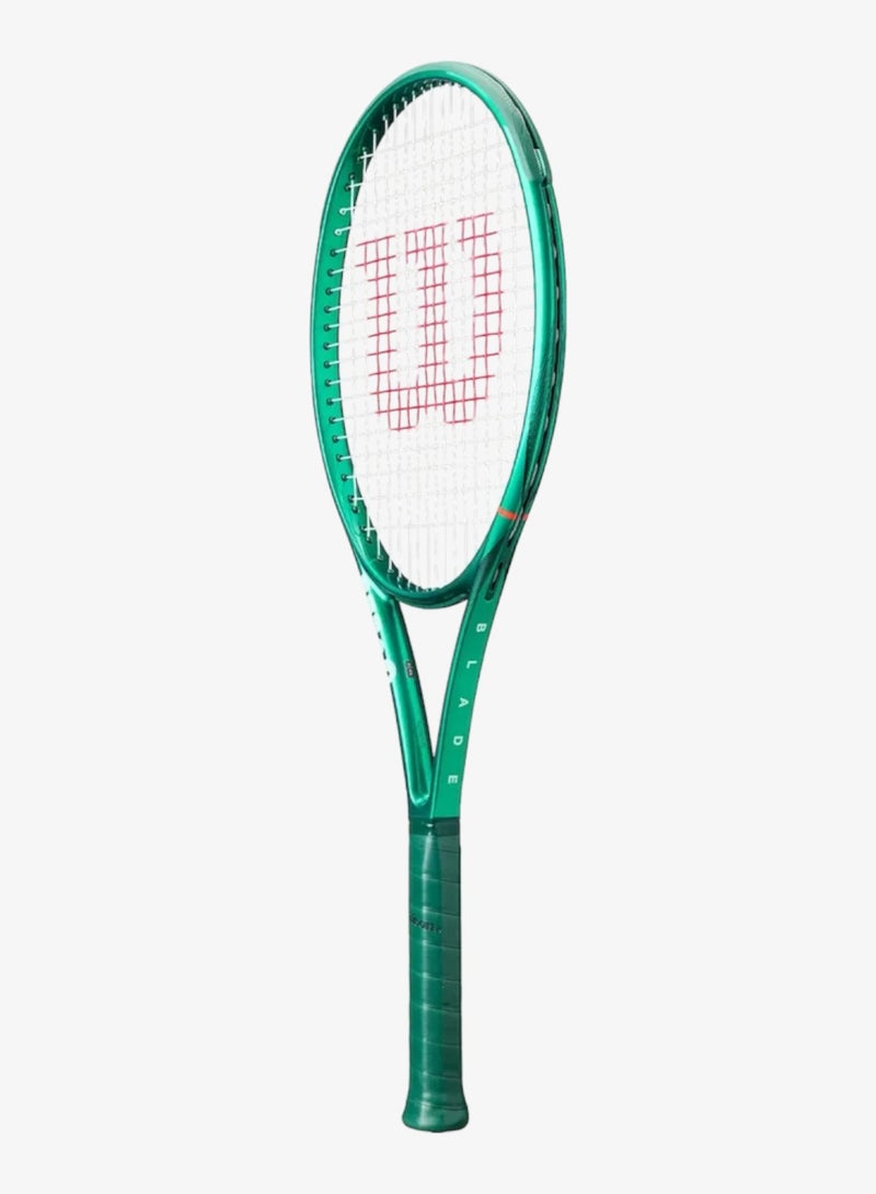 Wilson Blade 100UL V10 Tennis Racket - Image 3