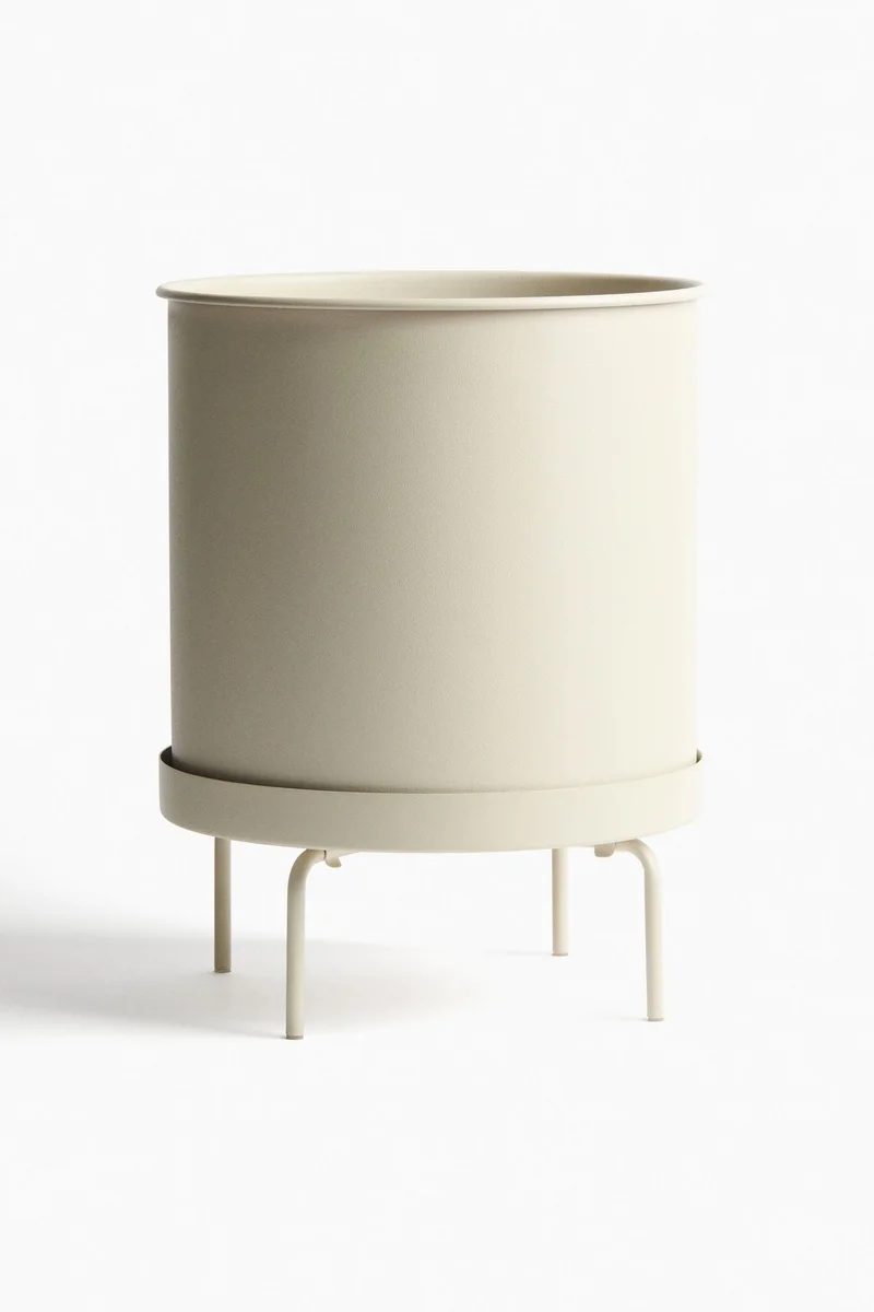H&M Extra-large iron plant pot and stand