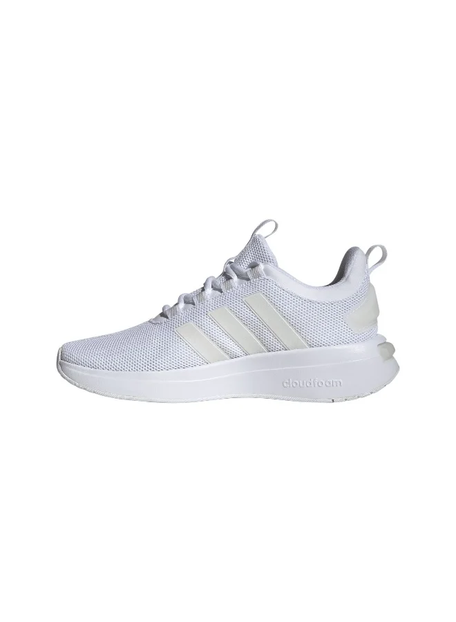 adidas أحذية رياضية بيضاء سبورت وير تراكر .