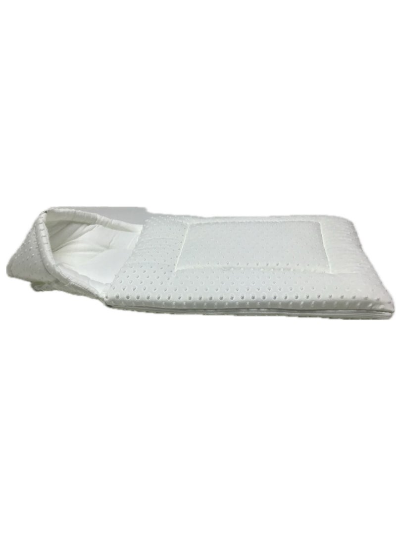 Sweet baby Baby sleeping bag comforter with zip baby sleeping comforter made of Jacquard 3d embossed fabric from sweet baby in Ajman  - Image 1