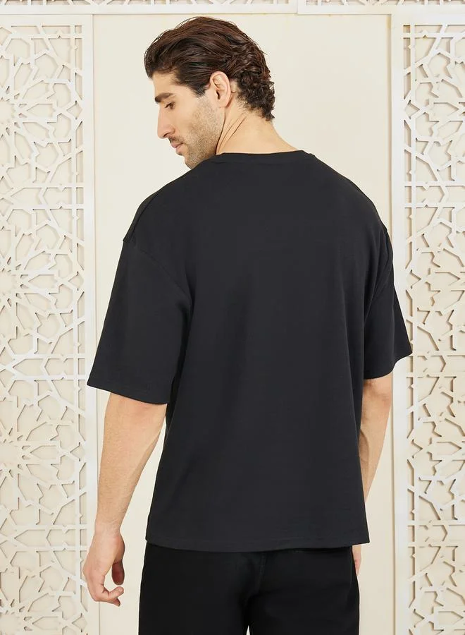 Styli Thick Embroidery Short Sleeves T-Shirt