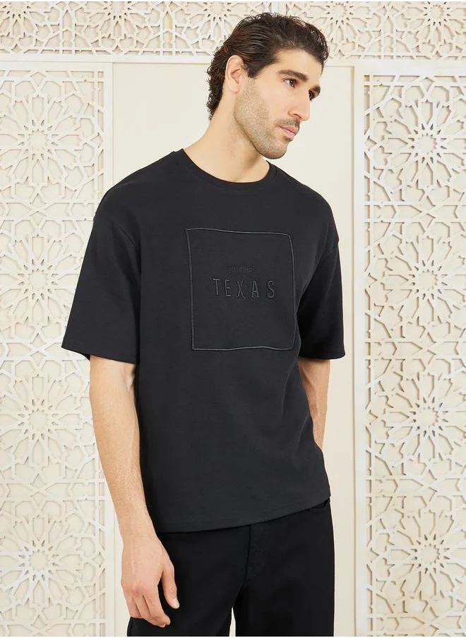 ستايلي Thick Embroidery Short Sleeves T-Shirt