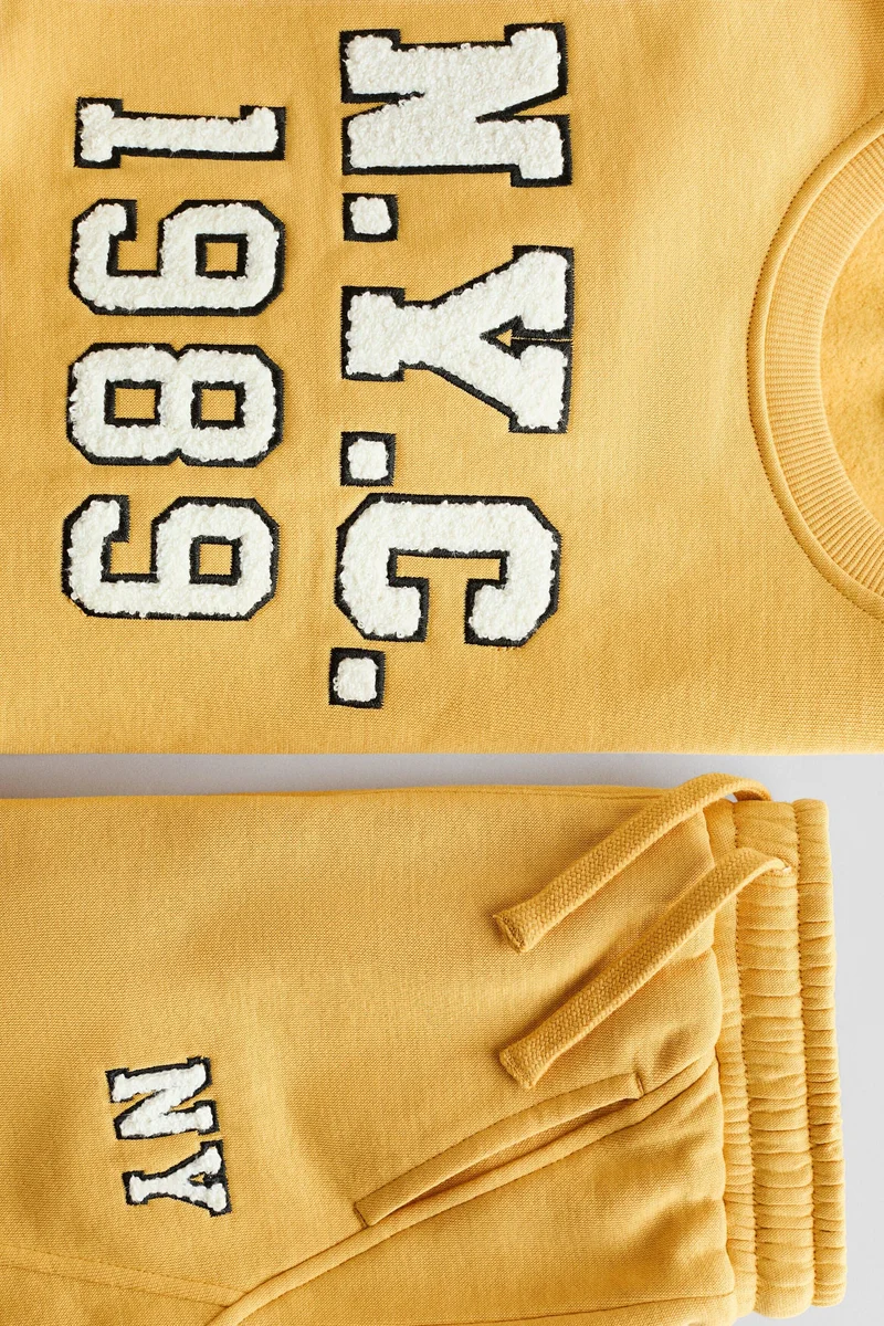 H&M 2-piece sweatshirt set