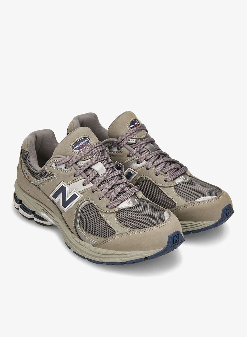New Balance Men's 2002R Shoes