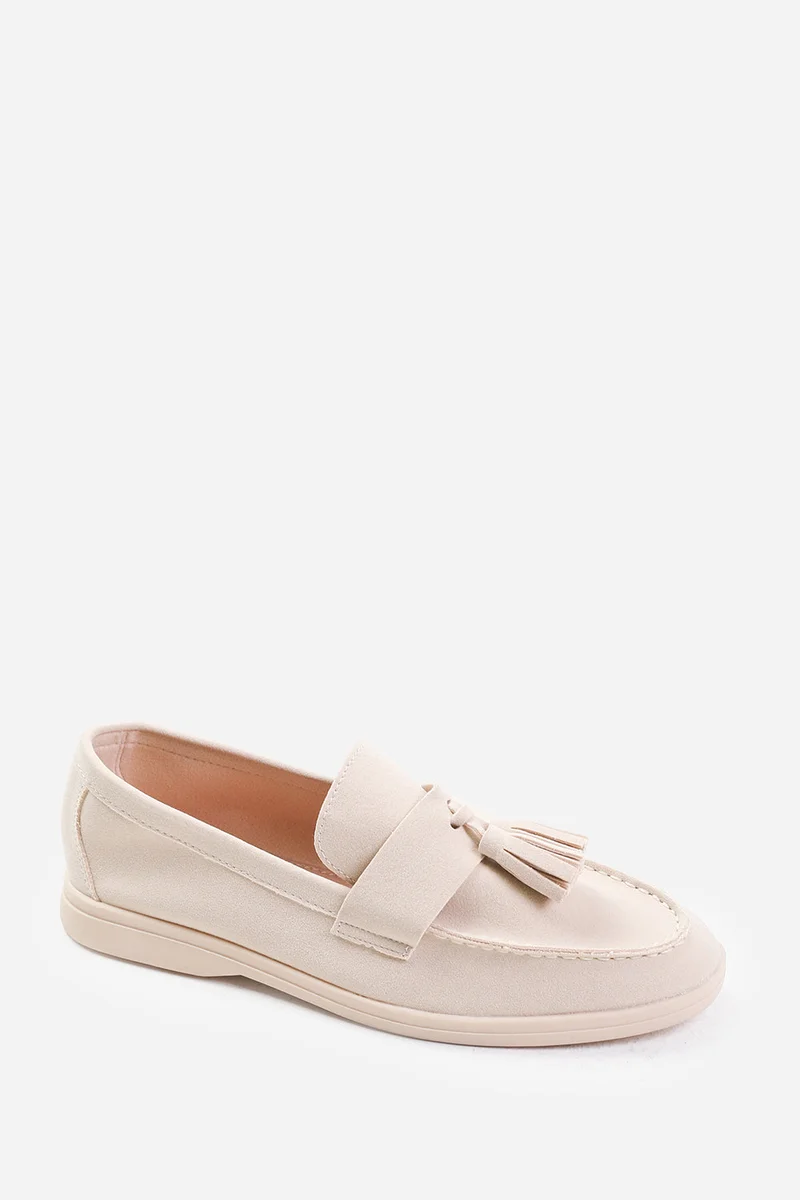 ويرز ذات فروم 'Azalea' Slip On Loafer With Tassel Detailing