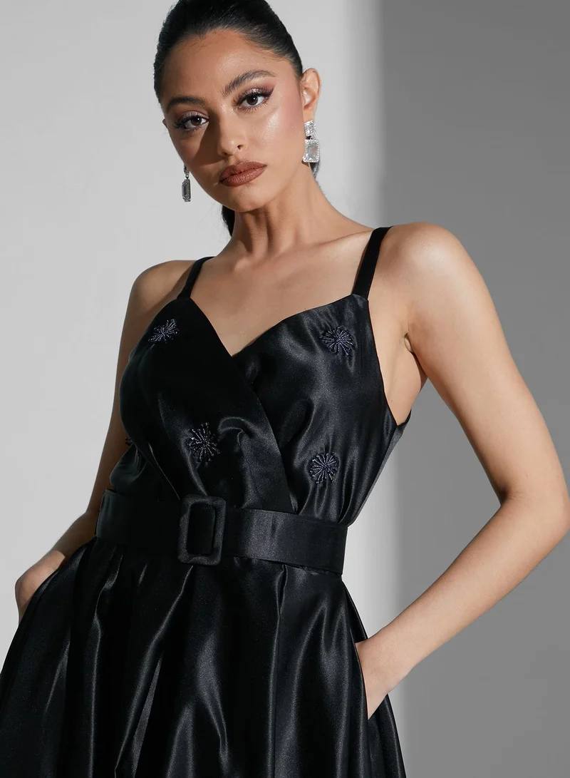 Namshi X Hadia Ghaleb Hadia Ghaleb Embroidered Satin Ball Gown With Belt