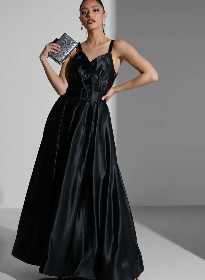 Namshi X Hadia Ghaleb Hadia Ghaleb Embroidered Satin Ball Gown With Belt