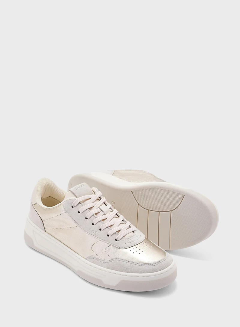 بوس Lace Up Low Top Sneakers