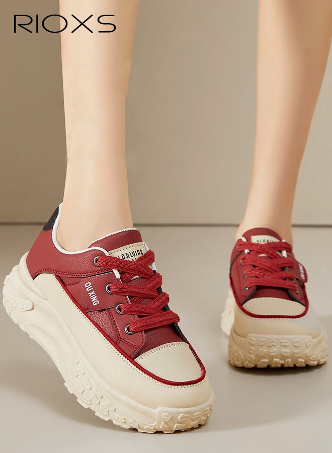 ريوكس حذاء رياضي نسائي بقاعدة سميكة، حذاء رياضي نسائي عصري بقاعدة سميكة 4.5 سم، حذاء رياضي كلاسيكي برباط، حذاء مريح للمشي، حذاء رياضي خفيف الوزن ومضاد للانزلاق للركض/الجري/التسوق/الارتداء اليومي، أحمر - Image 1