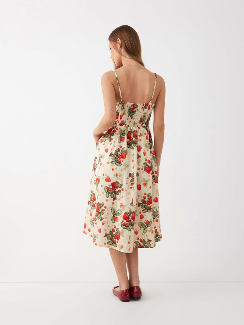 CIDER Women's Strawberry Floral Maxi Dress Sleeveless Square Neck Flowy Milkmaid Dress Cottage Core Trendy Summer Outfits - Image 4
