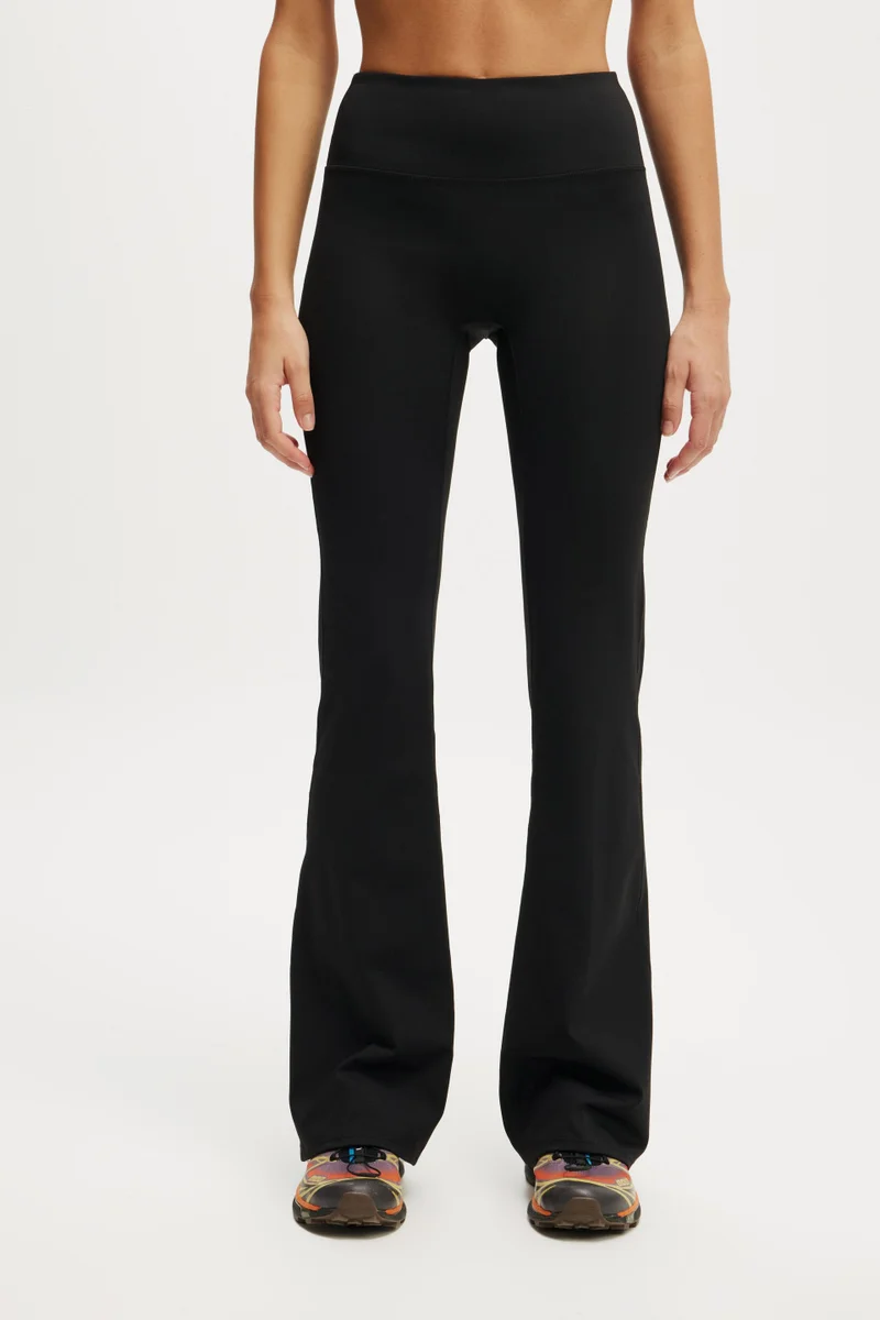Body 365 HIGHWAISTED FLARE