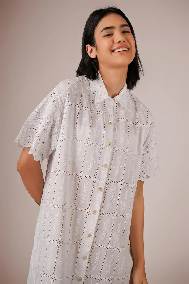 After Dark Schi, White Night Shirt