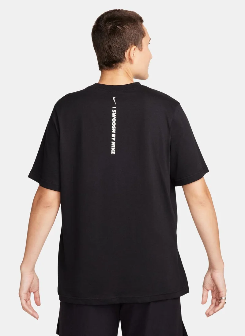 Nike Women's Sportswear T-Shirt