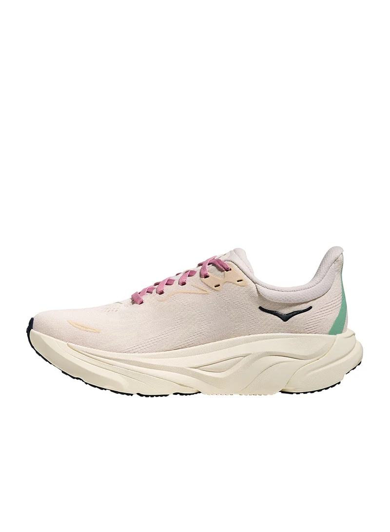Hoka Arahi 8