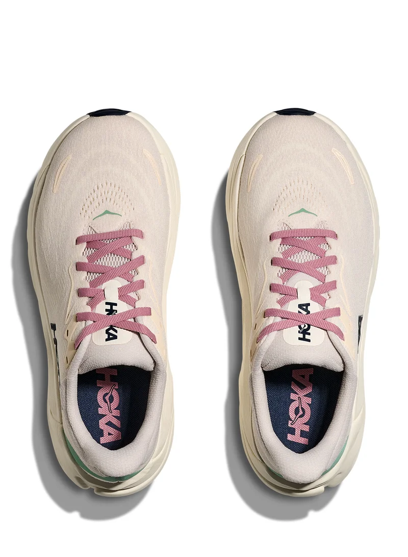 Hoka Arahi 8