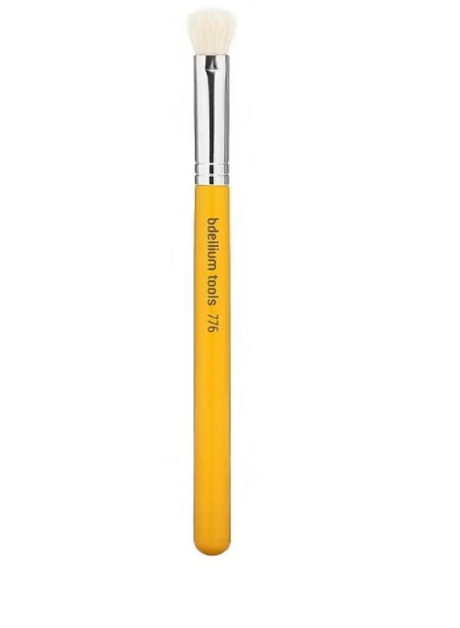 Bdellium Tools Studio Series Blending Brush Eyes 776 1 Brush - Image 1