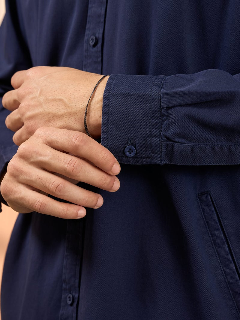 بيونغ قميص رجالي أزرق داكن بجيبين - Image 3