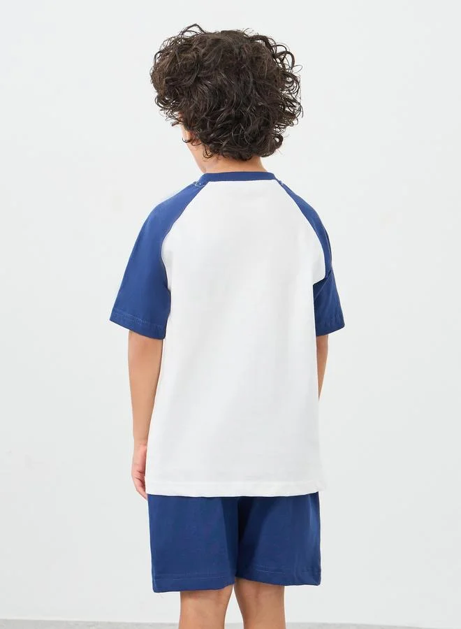 Styli Styli Boys Slogan Print Short Sleeve T-Shirt and Shorts Set