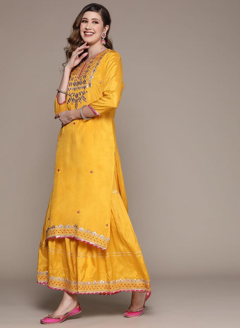 ISHIN Women'S Yellow 100% Cotton Self Design Full Length Palazzo Kurta Set - Image 5