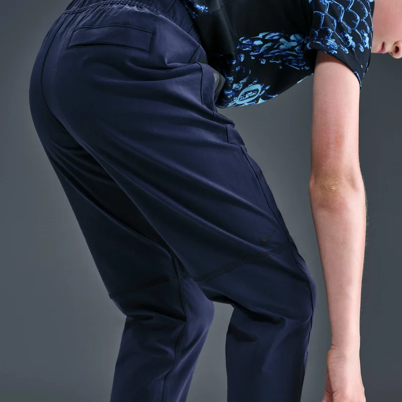 نايكي بنطلون أطفال منسوج تقني