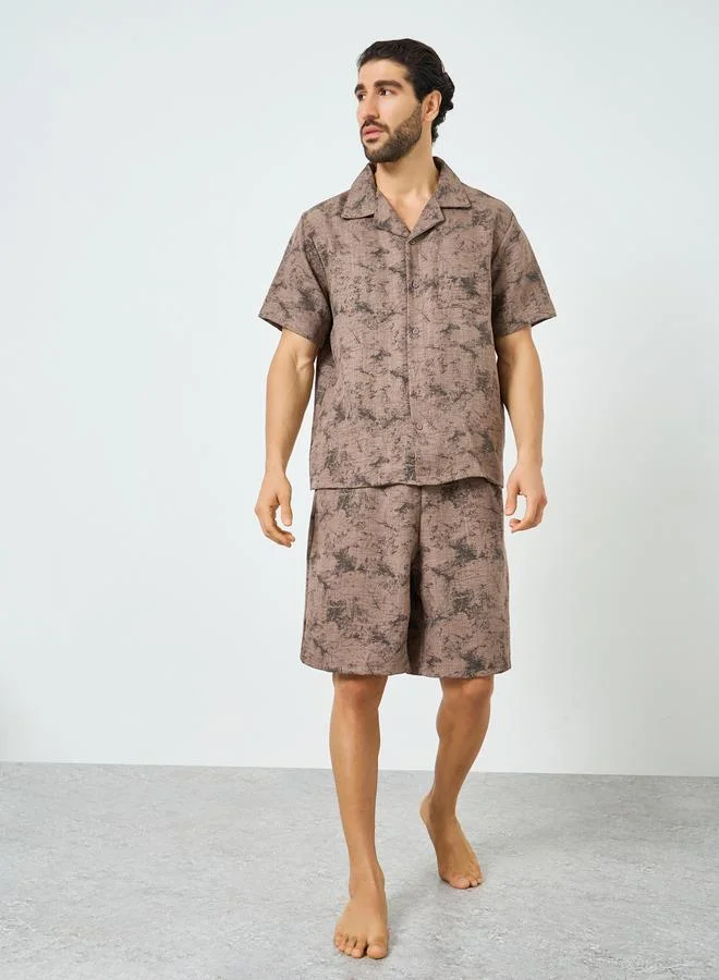 ستايلي طقم بيجاما قميص وأزرار وشورت مطبوع للرجال