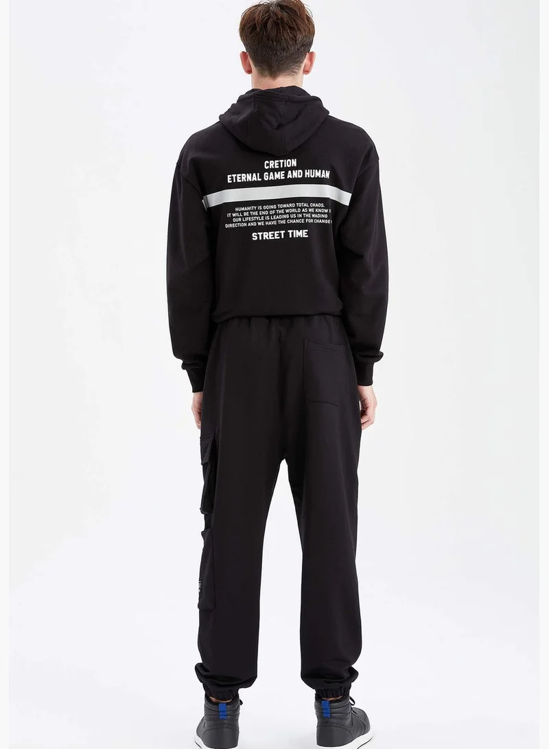 ديفاكتو Man Oversize Fit Hooded Sweat Shirt