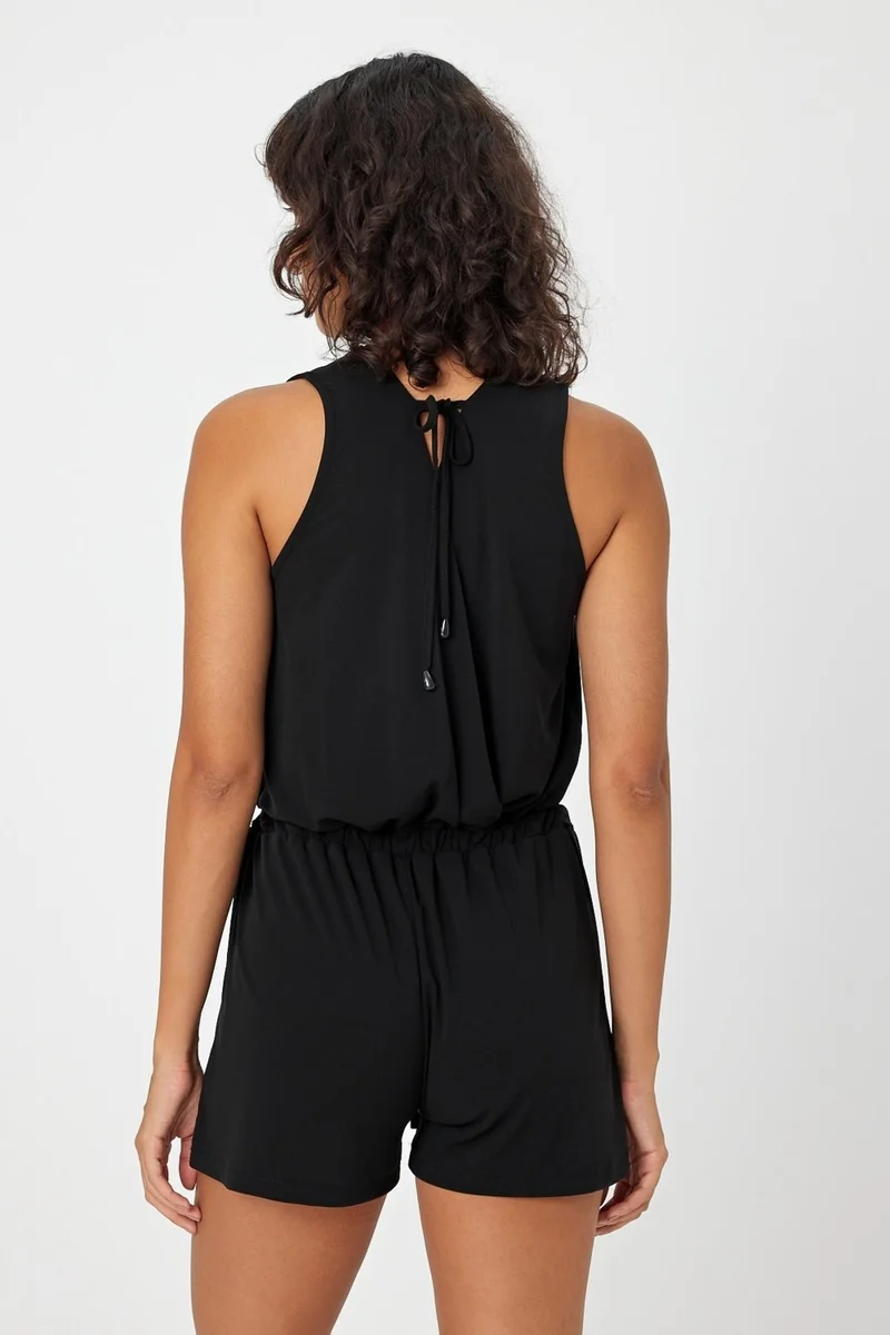 الكسندر جاردي Alexandergardı Backless Black Shorts Jumpsuit (B24-00218)