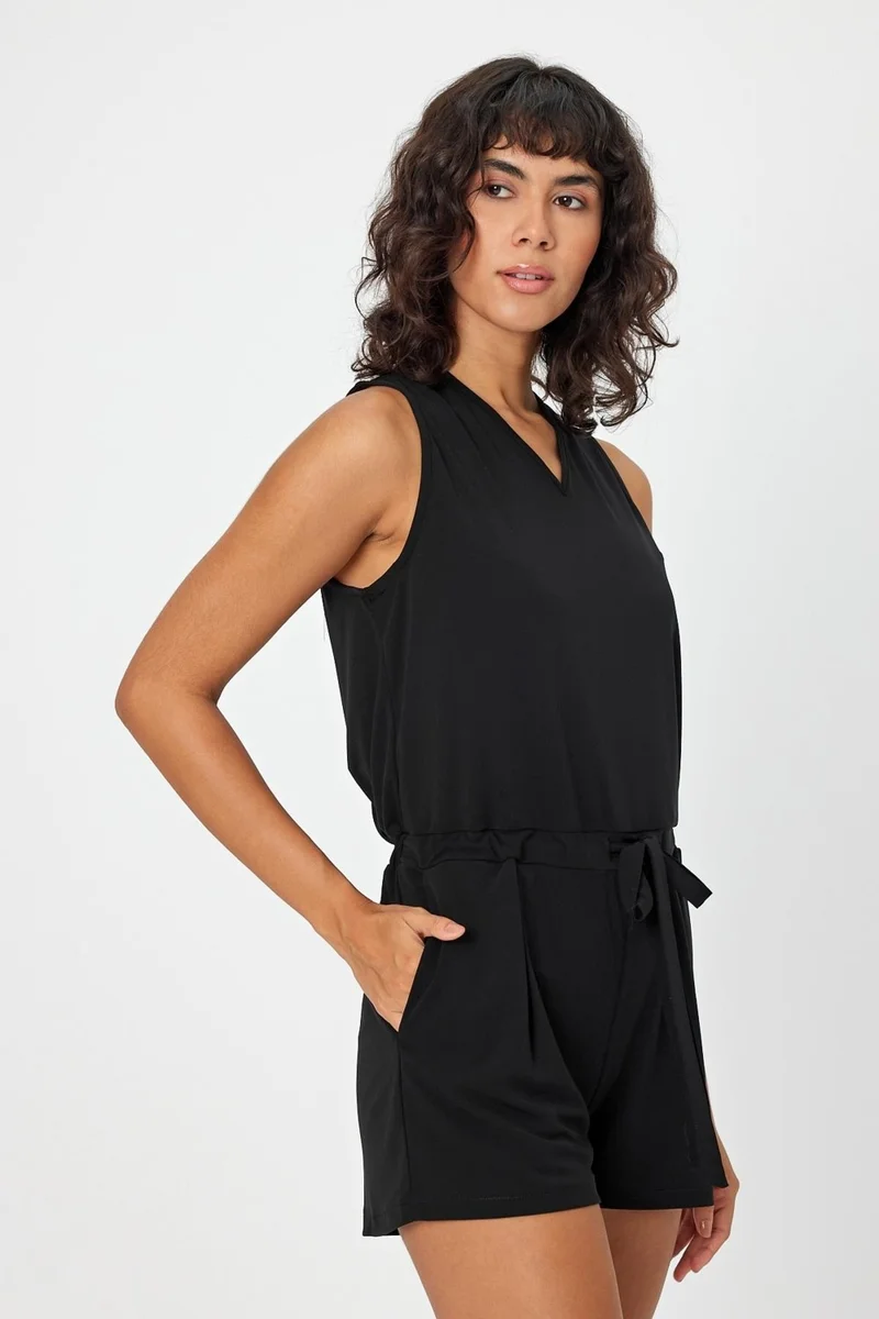 الكسندر جاردي Alexandergardı Backless Black Shorts Jumpsuit (B24-00218)