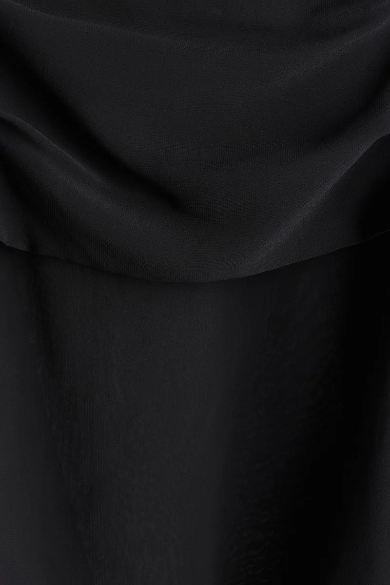 H&M Off-the-shoulder chiffon top