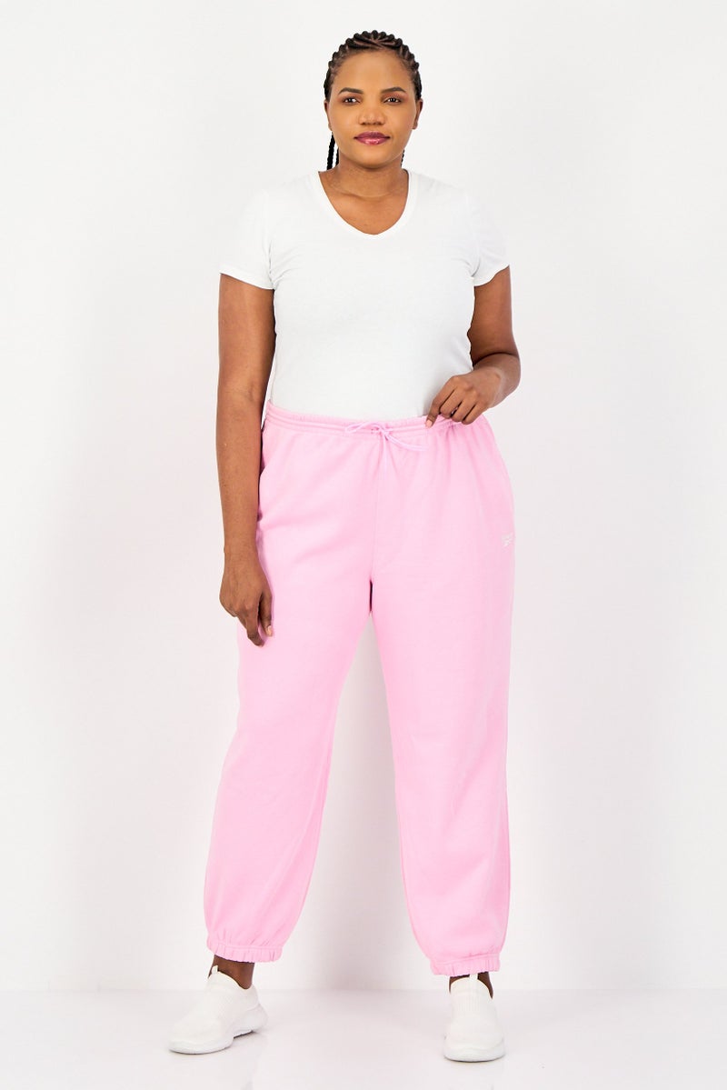 Reebok سروال جوجر خارجي للنساء بمقاسات كبيرة، وردي - Image 4