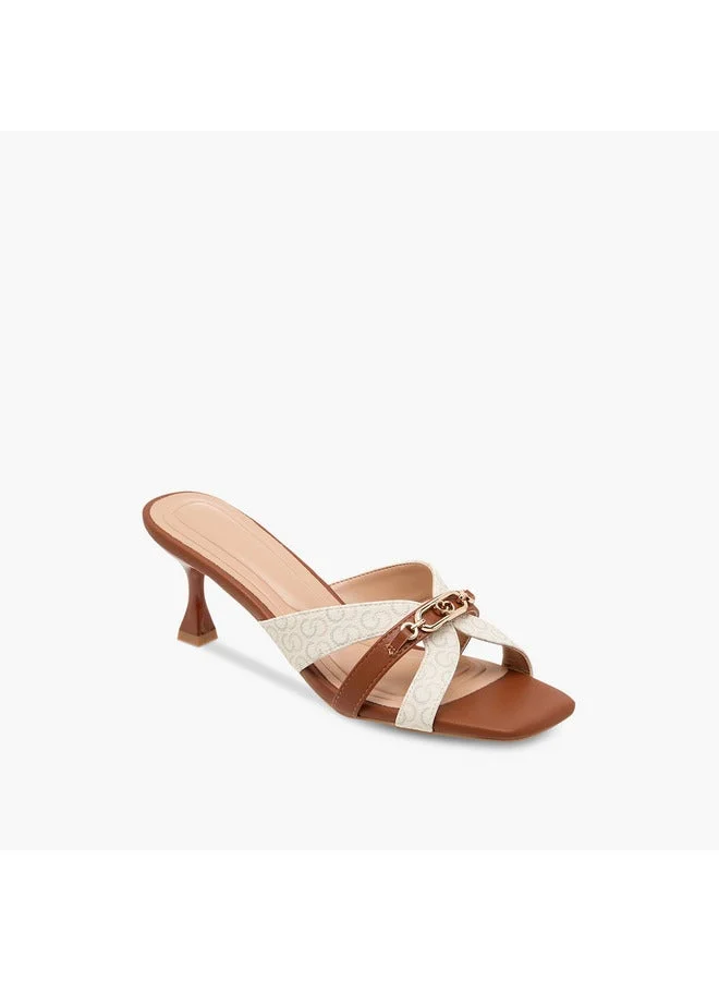 سيليست صنادل نسائية سليب أون بكعب صغير وطبعات شعار مع أشرطة متقاطعة