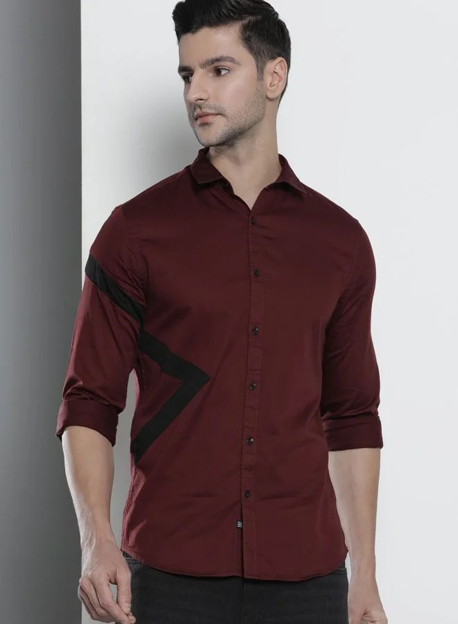 The Indian Garage Co Men Regular Fit Colourblocked Full Sleeves Spread Collar Casual Shirt