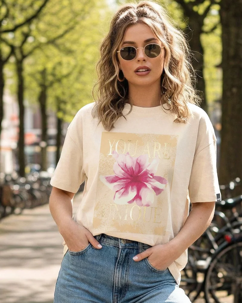 بيواكوف تيشيرت نسائي بيج كبير بطبعة فريدة