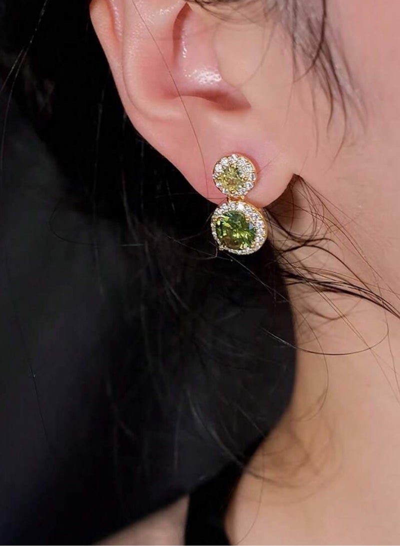 Dangle Charms Trendy And Elegant Earrings For Women - Image 1