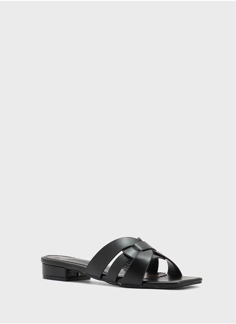 ايلا Ladies Flat Sandal