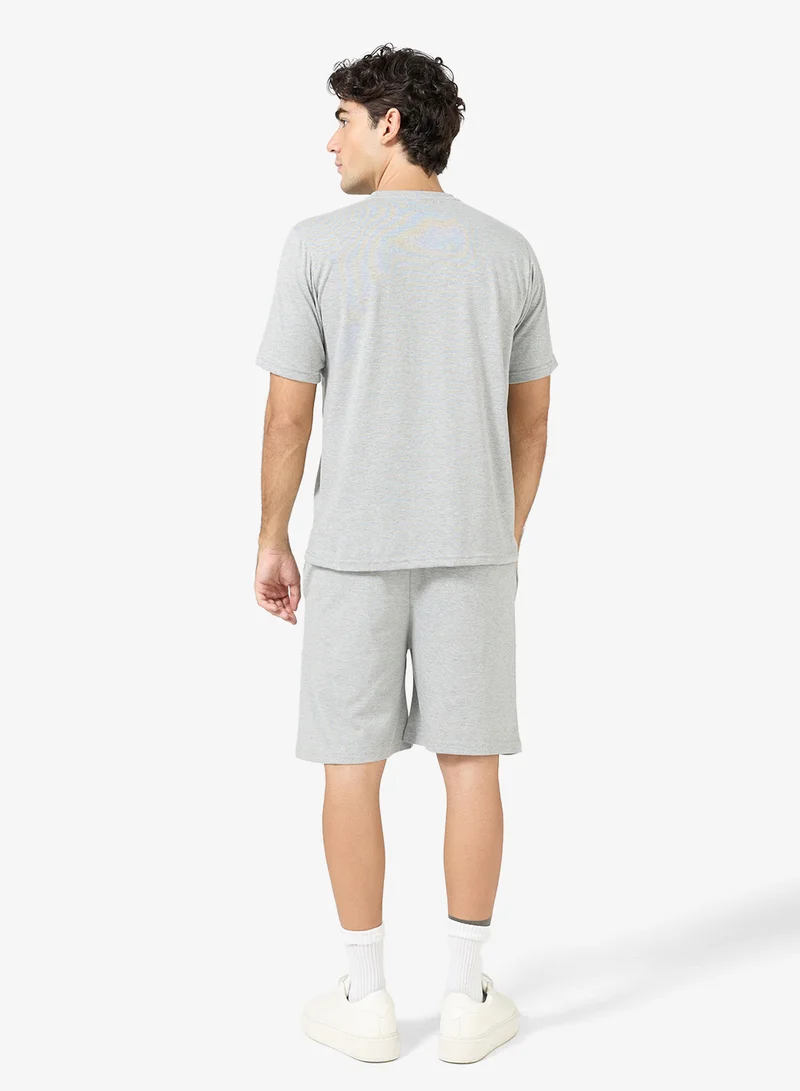 سفنتي فايف بيسيكس طقم تي شيرت وشورت